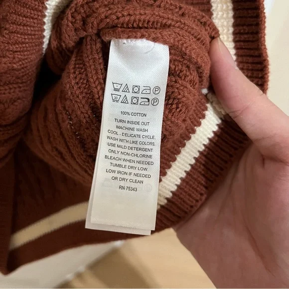 William Rast Sweater Vest - Picture 2 of 4